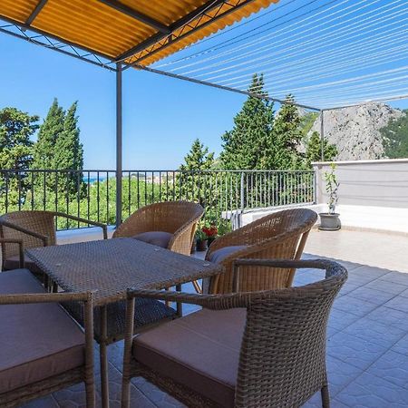 Gorgeous Apartment In Omis With Kitchen Kültér fotó