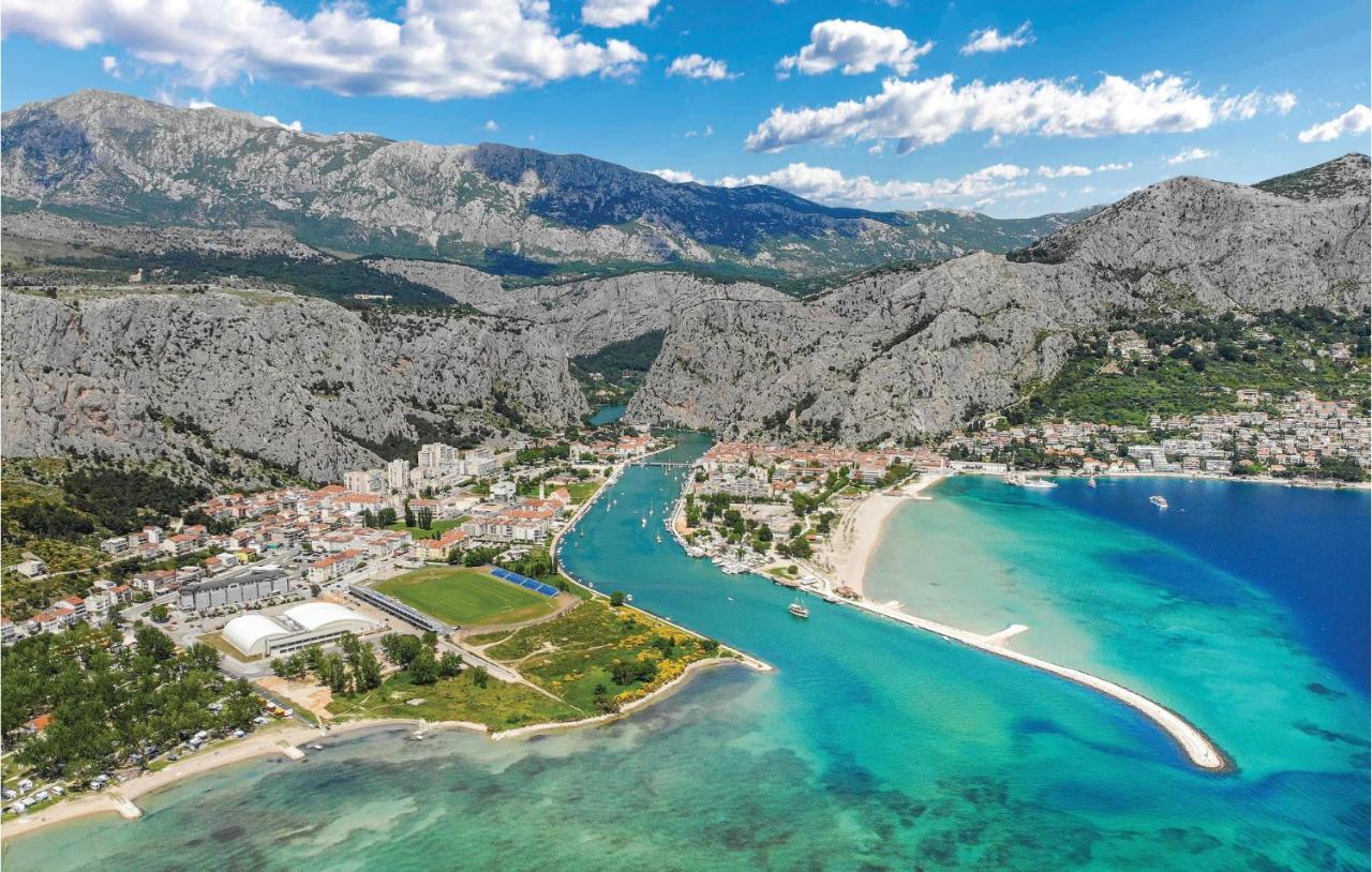 Gorgeous Apartment In Omis With Kitchen Kültér fotó